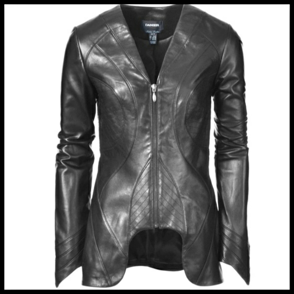 Danier Jackets & Blazers - ⭐SALE⭐ Danier Leather Jacket